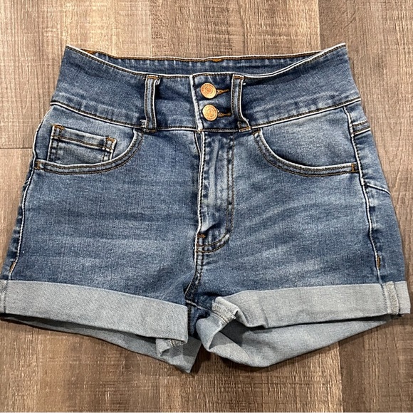 💞 Women’s Size 25 Waist Denim Jean Shorts - Picture 1 of 3